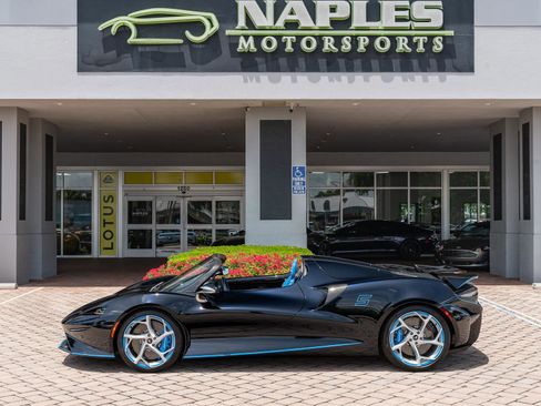 Used 2021 McLaren Elva RWD image 27