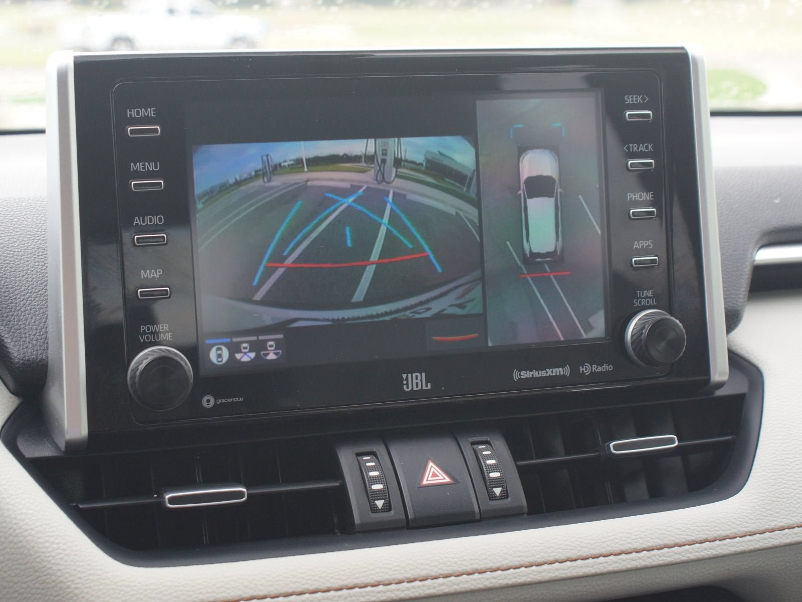 Used 2019 Toyota RAV4 Limited w/ Advanced Technology Package FWD image 8