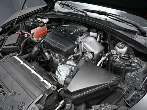 Used 2023 Chevrolet Camaro LT RWD image 40