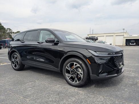 New 2026 Lincoln Nautilus Premier w/ Equipment Group 102A image 2