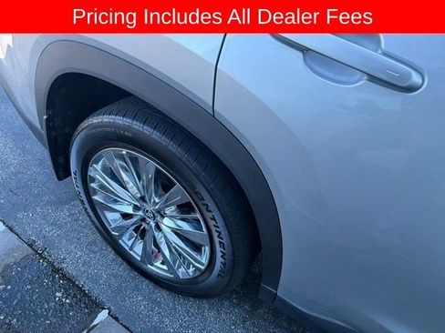 Used 2024 Toyota Grand Highlander AWD image 15