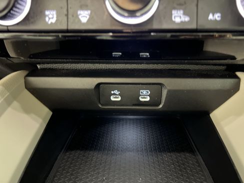 Used 2024 Honda Accord EX-L image 33