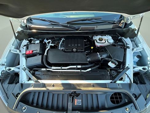 Used 2025 Chevrolet Silverado 1500 Custom image 20