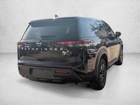 New 2025 Nissan Pathfinder S image 2