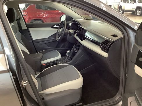 Used 2025 Volkswagen Taos S AWD/4WD image 17