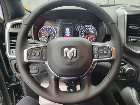 New 2026 RAM 1500 4x4 Crew Cab image 13