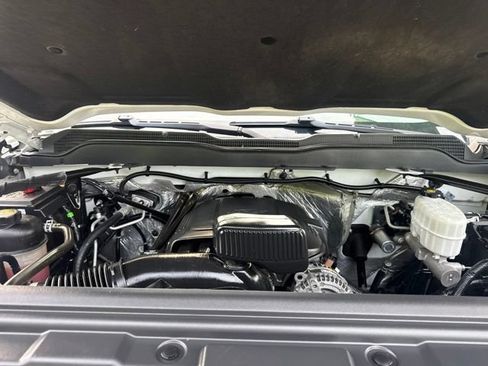 Used 2018 Chevrolet Silverado 2500 W/T w/ WT Convenience Package AWD/4WD image 16