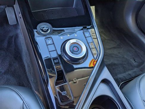 Certified 2025 Kia Niro Wind image 27