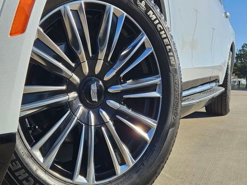 New 2026 Cadillac Escalade IQ Luxury 1 w/ LPO, Floor Liner Package image 8