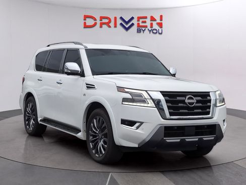 Used 2021 Nissan Armada Platinum w/ Captain's Chairs Package image 7