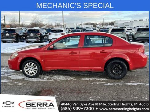 Used 2009 Chevrolet Cobalt LT image 2