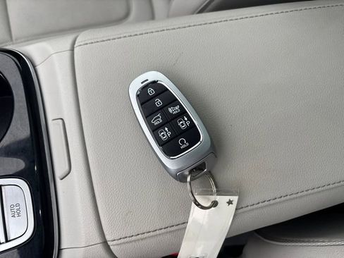 Certified 2022 Hyundai Tucson Limited image 30