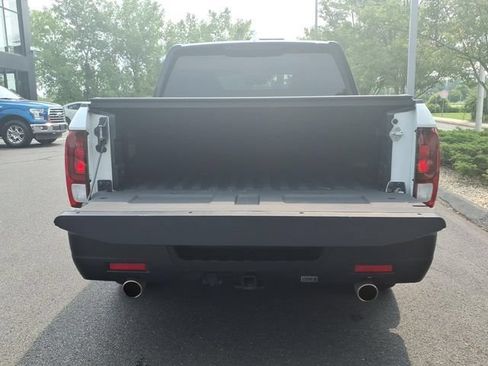 Used 2024 Honda Ridgeline Sport image 7