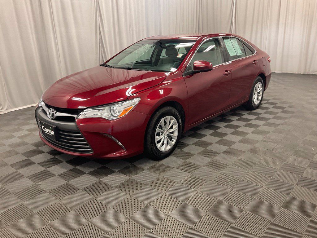 Used 2016 Toyota Camry LE FWD image 5