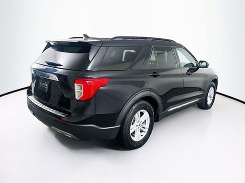 Used 2024 Ford Explorer XLT w/ Equipment Group 202A RWD image 9