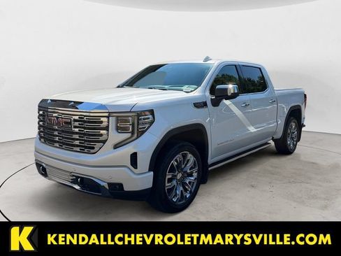 Used 2023 GMC Sierra 1500 Denali w/ Denali Reserve Package AWD/4WD image 1