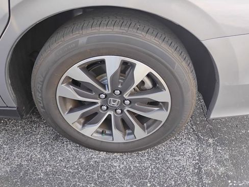 Used 2024 Honda Odyssey EX-L image 9