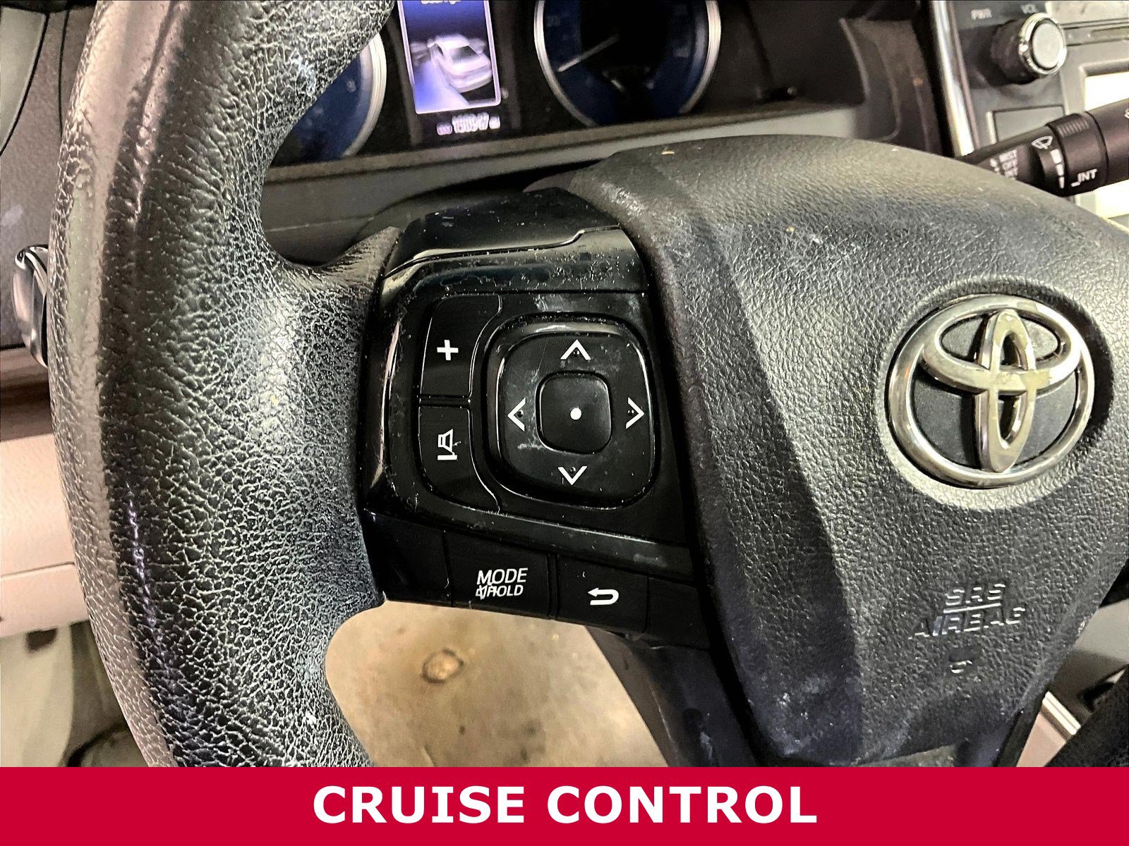 Used 2016 Toyota Camry LE FWD image 10