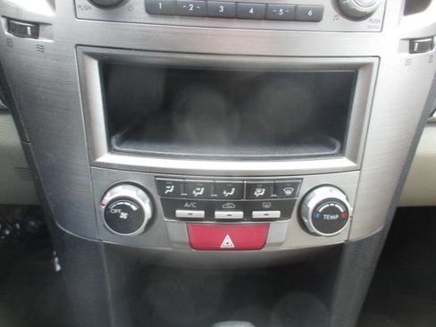 Used 2014 Subaru Outback 2.5i image 23