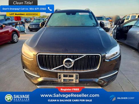 Used 2017 Volvo XC90 T6 Momentum w/ Vision Package image 7