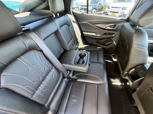 Used 2024 Buick Envista Avenir FWD image 37