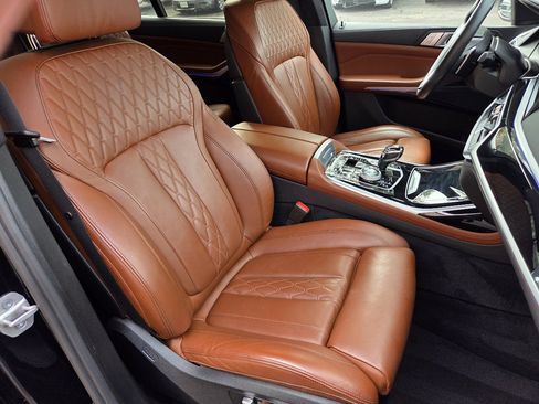 Used 2021 BMW X7 xDrive40i w/ Executive Package 2 image 22