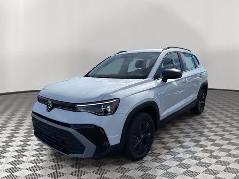 New 2026 Volkswagen Taos S image 7