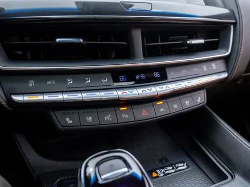 Certified 2024 Cadillac CT5 V w/ Platinum Package image 33