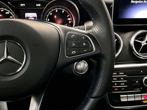 Used 2019 Mercedes-Benz CLA 250 4MATIC image 25