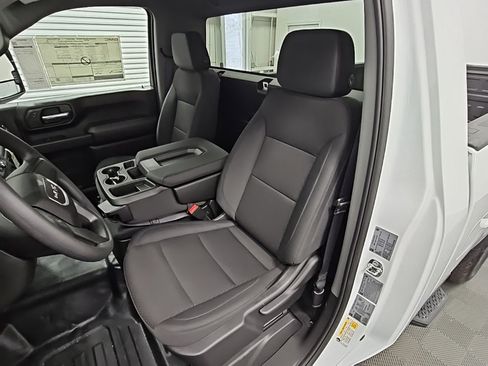 New 2025 GMC Sierra 3500 Pro image 24