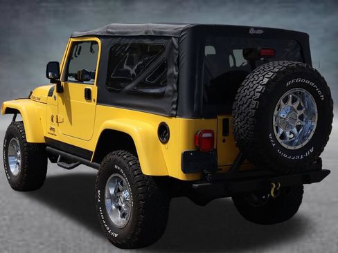 Used 2006 Jeep Wrangler Unlimited Rubicon AWD/4WD image 18