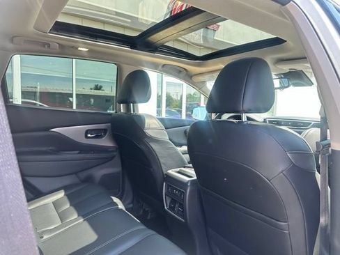 Used 2023 Nissan Murano SL AWD/4WD image 12