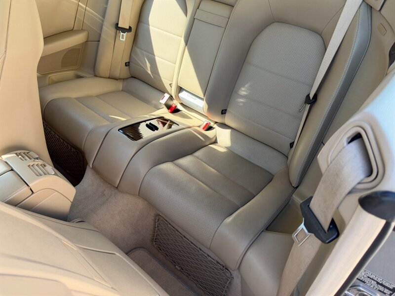 Used 2013 Mercedes-Benz E 550 Cabriolet image 24