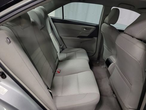 Used 2016 Toyota Camry LE FWD image 23