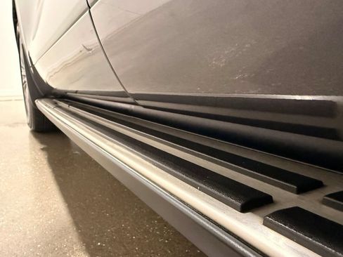 Used 2020 Toyota Highlander Platinum FWD image 16