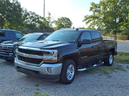 Used 2018 Chevrolet Silverado 1500 LT w/ All Star Edition AWD/4WD image 3