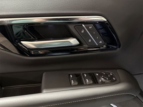 New 2026 Chevrolet Suburban Premier w/ Sun And Tow Package image 22