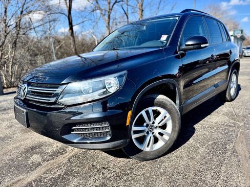 Used 2016 Volkswagen Tiguan S image 1