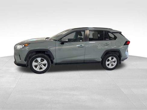 Used 2021 Toyota RAV4 XLE image 10