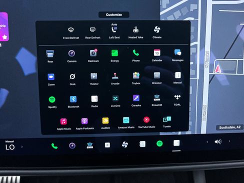 Used 2021 Tesla Model S Plaid image 7