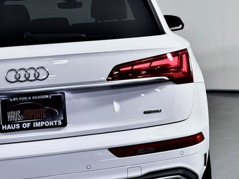Used 2021 Audi Q5 2.0T Premium w/ Convenience Package image 16