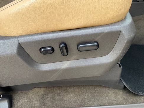 Used 2012 Ford F350 Lariat w/ Lariat Ultimate Pkg image 25