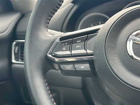 Used 2025 MAZDA CX-5 Carbon Edition image 22