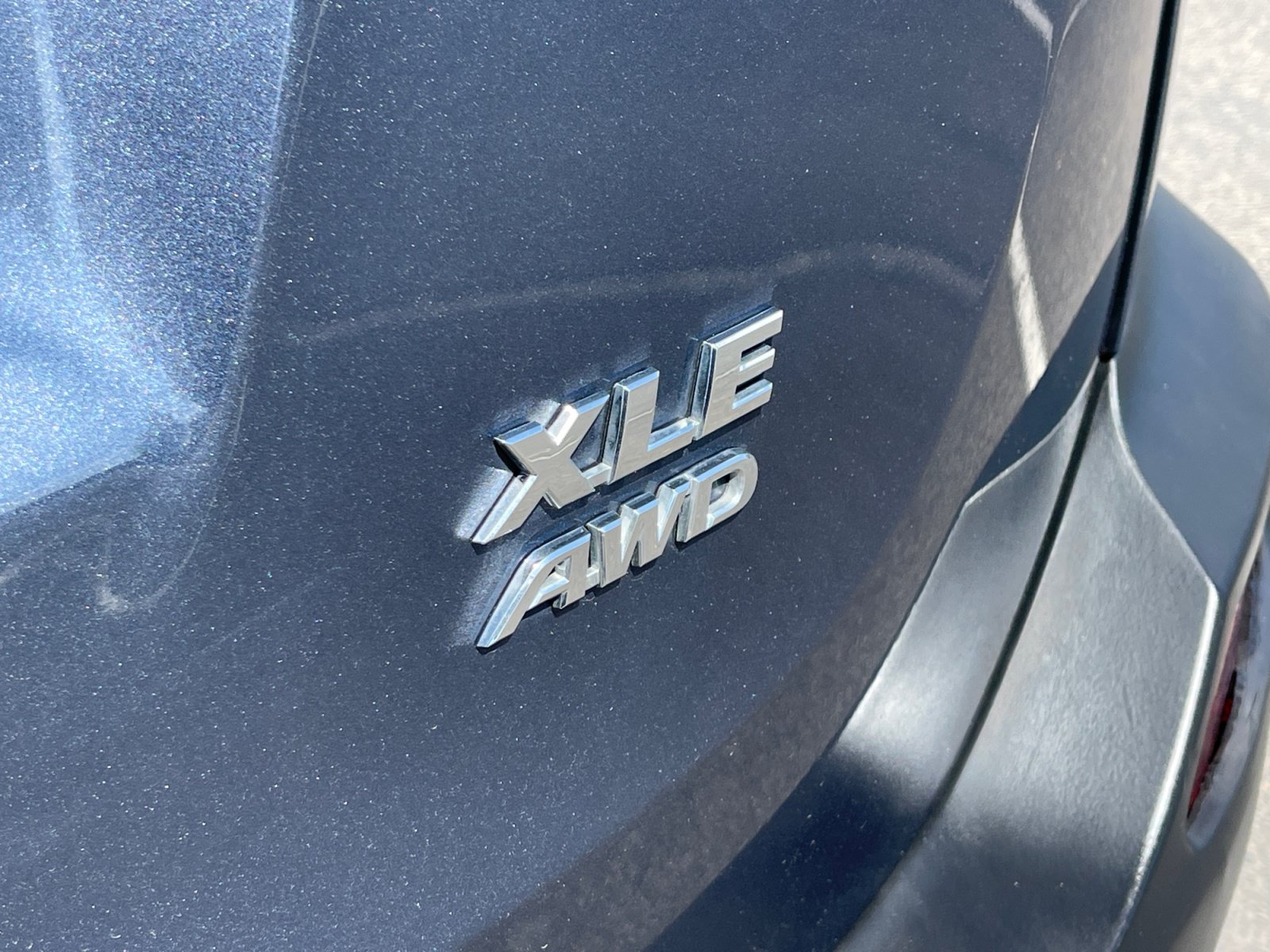 Used 2013 Toyota RAV4 XLE AWD/4WD image 22