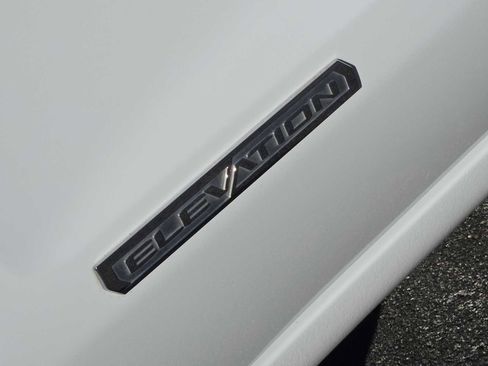 Certified 2024 GMC Sierra 1500 Elevation image 12