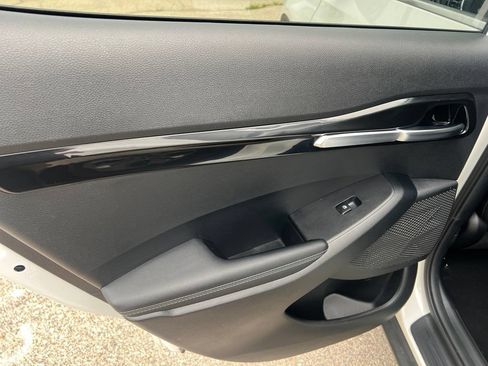 Certified 2024 Kia Seltos S FWD image 10