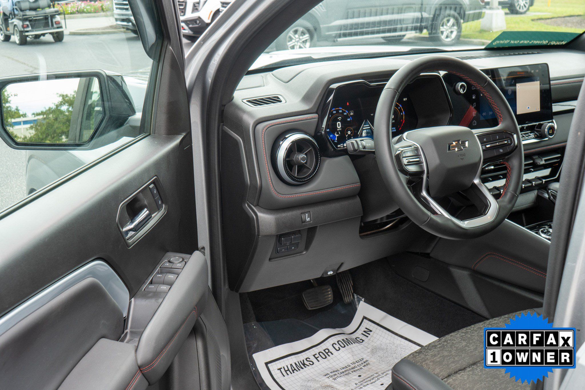 Used 2024 Chevrolet Colorado Z71 w/ Z71 Convenience Package 2 AWD/4WD image 12