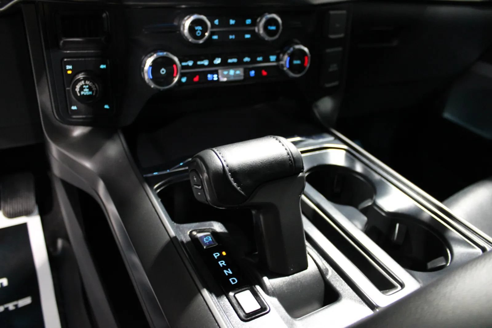 Used 2024 Ford F150 Lariat w/ Equipment Group 502A High AWD/4WD image 5
