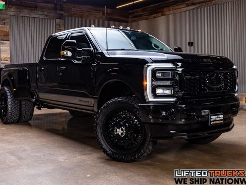 Used 2026 Ford F350 Platinum w/ Platinum Plus Package AWD/4WD image 1