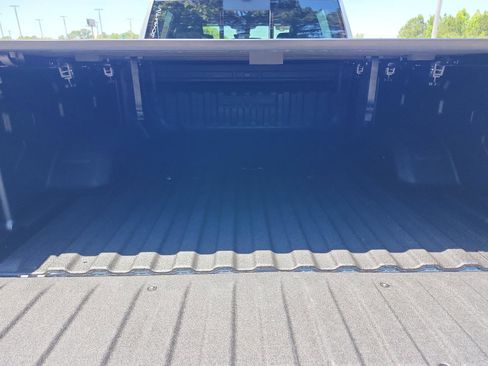 Certified 2025 GMC Sierra 2500 Denali w/ Denali Reserve Package AWD/4WD image 15